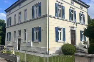 Wohnung kaufen in Mengenerstraße 17, 72516 Scheer, Traumhafte große 4-Zimmer Wohnung in einer Unternehmervilla!