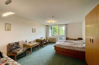 Wohnung kaufen in 92648 Vohenstrauß, 1-Zimmer zum Aufwerten: sofort frei, Balkon inklusive