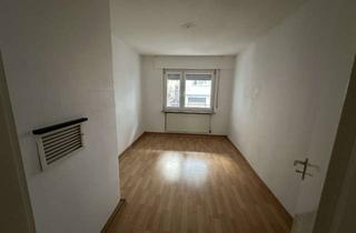 Wohnung mieten in Schubartstraße 21, 70190 Mitte, WG Zimmer in Stuttgart-Mitte in einer 3er WG mit Balkon und Aufzug
