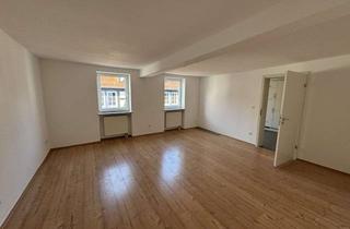Wohnung mieten in Rheinstr. 16, 63303 Dreieich, Schöne und große 3 Zimmer DG-Wohnung in Götzenhain