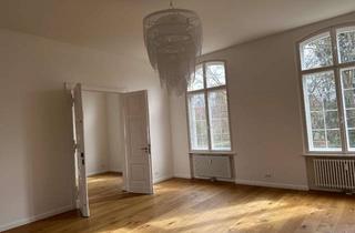 Wohnung mieten in Brebacher Weg 51, 12683 Biesdorf, Attraktive Park-Lage: Sonnige 2 Zimmerwohnung mit Balkonterrasse