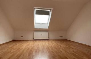 Wohnung mieten in Dreiweidenstr. 10, 65195 Wiesbaden, attraktive 2 Zimmerwohnung im Dachgeschoss