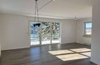 Wohnung mieten in 72250 Freudenstadt, Lichtdurchflutete Wohnung mit 2 Westbalkonen und herrlicher Aussicht!