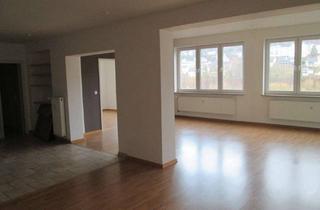 Lofts mieten in Hauptstr. 61, 54568 Gerolstein, ruhige, gepflegte Loftwohnung mit wunderschönem Ausblick auf das Zentrum von Gerolstein