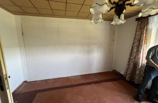 Wohnung mieten in Sterlingsweg 36, 06231 Bad Dürrenberg, Gepflegte 3-Zimmer-Wohnung, welche gerade renoviert wird, in Bad Dürrenberg inkl. 106qm Garten