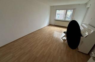 Wohnung mieten in Schubartstraße 21, 70190 Mitte, WG Zimmer in Stuttgart-Mitte mit ca. 19,8 m² Wohnfläche in einer 3er WG mit Balkon und Aufzug