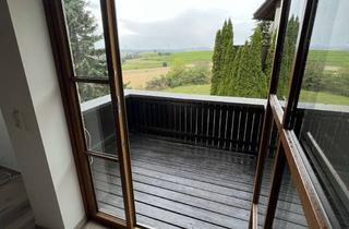 Wohnung mieten in Am Haag, 95152 Selbitz, Helle 2,5-Zimmer Wohnung mit Balkon in Neuhaus/Selbitz