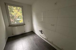 Wohnung mieten in Schillerstr. 56, 46535 Dinslaken, Gepflegte 3,5-Zimmer Wohnung im 2. OG mit Balkon in Dinslaken