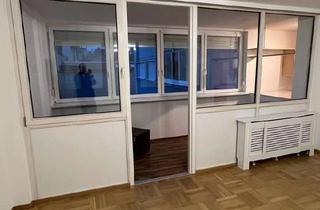 Wohnung mieten in Warschauer Straße 54, 10243 Friedrichshain, Helle 2-Zimmer Wohnung in Berlin-Friedrichshain