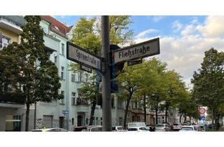 Garagen kaufen in 12439 Niederschöneweide, Seltener und freierTiefgaragenplatz in Niederschöneweide