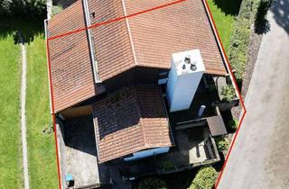 Haus kaufen in 83512 Wasserburg, Charmante Split-Level DHH mit 3,5 Zimmern, offenem Kamin, Terrasse & Garage in Wasserburg am Inn