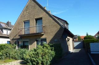 Einfamilienhaus kaufen in Boisheimer Strasse 34, 41334 Nettetal, Sanierungsbedürftiges Einfamilienhaus mit Wintergarten und Garage in Nettetal-Schaag