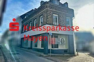 Haus kaufen in 56294 Münstermaifeld, Vielseitiges Wohn- und Geschäftshaus mit Hoffläche