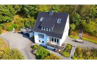 Haus kaufen in 59889 Eslohe, Charmantes Ein- bis Zweifamilienhaus mit vielseitigem Nutzungspotential in herrlicher Lage