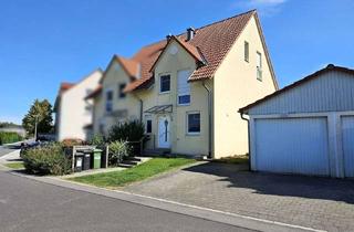 Doppelhaushälfte kaufen in 95478 Kemnath, Gut vermietete Doppelhaushälfte (Nato-Haus) in Kemnath