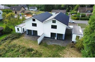 Doppelhaushälfte kaufen in 51570 Windeck, Doppelhaushälfte zum Selbstausbau in Windeck-Hurst!