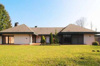 Villa kaufen in 48599 Gronau, Villa mit Schwimmbad, Sauna, Kamin, Gartenblick & Feldrandlage!