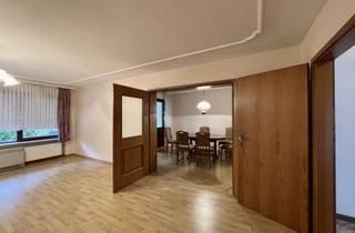 Doppelhaushälfte kaufen in 85053 Ingolstadt, Doppelhaushälfte mit Einliegerwohnung – Garage, Balkon, Terrasse