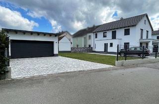 Einfamilienhaus kaufen in 93142 Maxhütte-Haidhof, Modernes Einfamilienhaus mit 2 Garagen und schönem Garten in Maxhütte-Haidhof