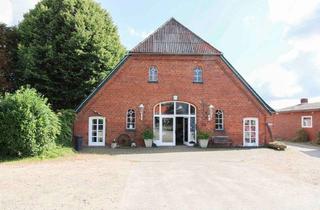 Anlageobjekt in 21357 Bardowick, Charmantes Fachwerkhaus mit kernsanierter Wohneinheit, großzügiger Gewerbefläche und Traumgarten