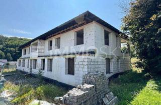 Anlageobjekt in 35080 Bad Endbach, Vier Wohneinheiten mit Baugenehmigung in Bad Endbach