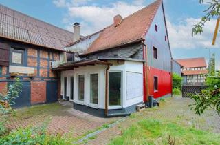 Anlageobjekt in 35274 Kirchhain, Familienidylle mit großem Potenzial – Einfamilienhaus in Kirchhain-Langenstein