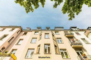 Anlageobjekt in Möllerstr. xxx, 58119 Hohenlimburg, Wohn-/Geschäftshaus, 2 Mehrfamilienhäuser, 31 Garagen