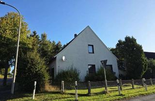 Grundstück zu kaufen in 32584 Löhne, Großzügiges Baugrundstück mit Altbestand in Löhne - Mennighüffen