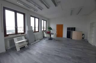 Büro zu mieten in 86551 Aichach, Große, helle 75,0 m² Bürofläche in Aichach zu vermieten.