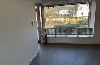 Büro zu mieten in Gottfriedstr. 28, 33649 Quelle, Gewerbefläche zu vermieten. (Gewerbeart: Büro, Praxis, Friseur)