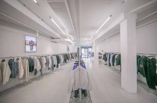 Geschäftslokal mieten in Neue Schönhauser Strasse, 10178 Mitte, Neue Schönhauser Str. u. Südseite: schwellenfreies Ladengeschäft mit großem Schaufenster