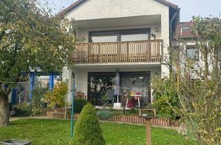 Reihenhaus kaufen in 90522 Oberasbach, Oberasbach - Oberasbach Mittelreihenhaus Mehrfamilienhaus