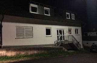 Wohnung kaufen in 57076 Siegen, Siegen - Gemütliche 3-Zimmer-Dachgeschosswohnung mit Balkon, Stellplatz