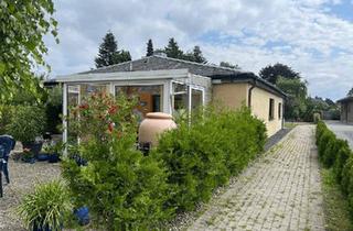 Einfamilienhaus kaufen in 24986 Mittelangeln, Mittelangeln - Strandnaher Bungalow als Kapitalanlage mit großem Grundstück
