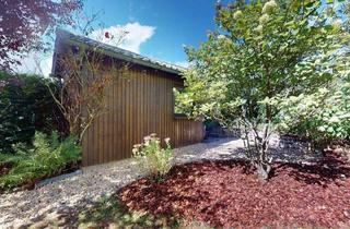 Wohnung kaufen in Hauffstr. 37, 71101 Schönaich, Schönaich - Erstbezug nach umfassender Sanierung: Wohnen wie im eigenen Haus mit 200 m² Garten und Gartenhaus