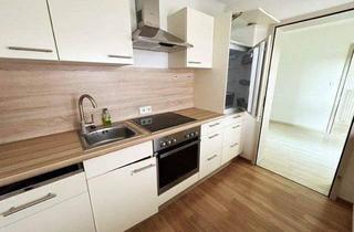 Wohnung kaufen in Salvatorstraße 1, 97074 Würzburg, Würzburg - Bezugsfreie Wohnung mit Einbauküche und Tiefgaragenplatz !