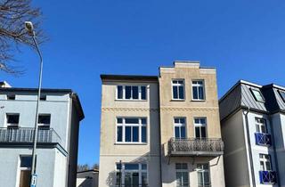 Wohnung kaufen in Alte Bahnhofstraße, 18119 Seebad Warnemünde, Ferienvermietung dauerhaft erlaubt | Möblierte 2-Zimmer Wohnung mit Balkon in Warnemünde!