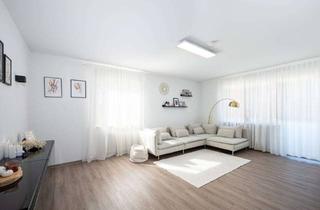 Wohnung kaufen in 78333 Stockach, Lichtdurchflutete kernsanierte Traumwohnung mit Garage und Stellplätzen in Stockach