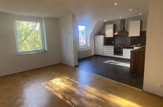 Wohnung kaufen in 45128 Südviertel, Südviertel - charmante Altbauwohnung mit Einbauküche