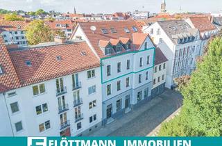 Wohnung kaufen in 33602 Innenstadt, Bielefelder Altstadt: energetisch saniertes Altbaujuwel mit Balkon & Fernwärme!