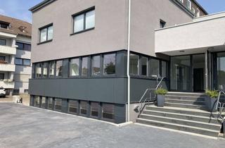 Wohnung mieten in Rombergstraße, 59439 Holzwickede, Schöne 3-Zimmer Dachgeschosswohnung in Holzwickede mit Dachterrasse