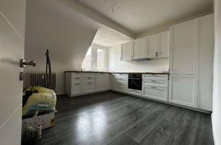 Wohnung mieten in Prinzregentenstr. 17, 66976 Rodalben, Vollständig renovierte DG-Wohnung mit vier Zimmern und EBK in Rodalben