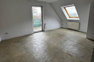 Wohnung mieten in Ahornallee 13-15, 17207 Röbel, 2-Zimmer Dachgeschosswohnung mit EBK und großem Balkon