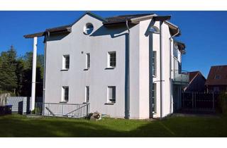 Wohnung mieten in Dänische Straße 3a, 23669 Timmendorfer Strand, Helle 2-Zimmer-Wohnung mit Balkon, Sauna und Gartenblick (Timmendorfer Strand)
