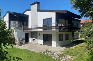 Haus kaufen in Kaiser-Ludwig-Str. 15a, 84539 Ampfing, Exklusives Hanghaus mit Einliegerwohnung, Südterrasse – absolute Ruhe, beste Lage Ampfing