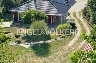 Haus kaufen in 17419 Garz, Leben auf einer Ebene - Bungalowstil mit großem Garten und viel Nebengelass