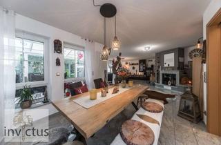 Haus kaufen in 74211 Leingarten, Wohnen mit Stil: Großzügiges Haus mit 6 Zimmern, Wintergarten, Doppelgarage, Kamin & Einliegerwhg!