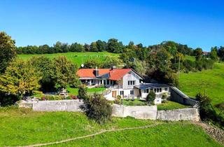 Einfamilienhaus kaufen in 88260 Argenbühl, Alleinlage mit Bergblick - Einfamilienhaus mit ELW zwischen Isny und Wangen
