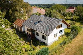 Haus kaufen in 74424 Bühlertann, Großzügiges Anwesen mit Baugrundstück in Randlage