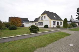 Haus kaufen in 28844 Weyhe, Solides Haus aus 1937 mit 939 m² Grundstück+ Garage + Garten + Anbaumit Renovierungsbedarf